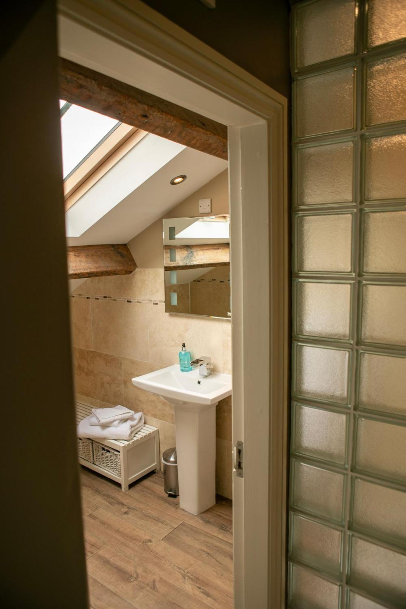 The Coach House Скиптън Екстериор снимка